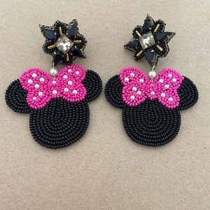 🎉💕 NEW Pink and Black Pearl Beaded Earrings